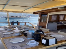 Onboard Dining